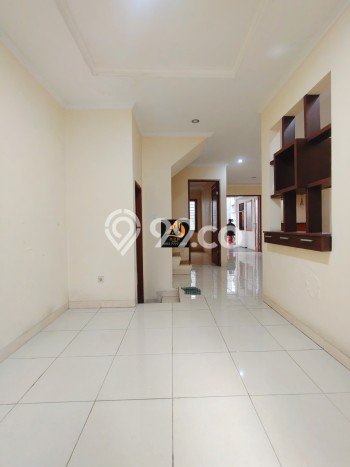 Best Deal Hunian Mewah Ideal dan Luas di Duren Sawit, Jakarta Timur Best Deal Hunian Mewah Ideal dan Luas di Duren Sawit, Jakarta Timur