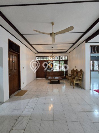 Kos-kosan Dijual di Cempaka Putih, Jakarta Pusat dengan 10 Kamar Tidur, 7 Kamar Mandi Kos-kosan Dijual di Cempaka Putih, Jakarta Pusat dengan 10 Kamar Tidur, 7 Kamar Mandi