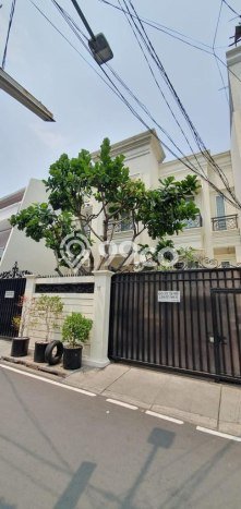 Rumah Elit LB 1000m2 Siap Pakai Desain Elegan di Kebon Kacang, Jakarta Pusat Rumah Elit LB 1000m2 Siap Pakai Desain Elegan di Kebon Kacang, Jakarta Pusat
