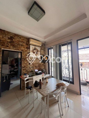 Dijual Rumah Luas Megah Dengan View Cantik di Pondok Kelapa, Jakarta Timur Dijual Rumah Luas Megah Dengan View Cantik di Pondok Kelapa, Jakarta Timur