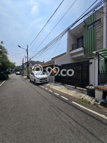 Hunian Nyaman Asri 4 KT Siap Huni di Rawamangun Jakarta Timur Hunian Nyaman Asri 4 KT Siap Huni di Rawamangun Jakarta Timur