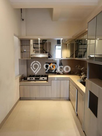 Hunian Cantik Modern Lb 210m2 di Kramat Jati, Jakarta Timur Hunian Cantik Modern Lb 210m2 di Kramat Jati, Jakarta Timur