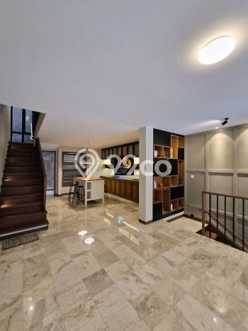Dijual Rumah Mewah Elegan Dengan View Cantik di Cipinang, Jakarta Timur Dijual Rumah Mewah Elegan Dengan View Cantik di Cipinang, Jakarta Timur