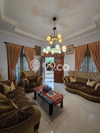 Rumah Mewah LB 950m2 Siap Huni Desain Elegan di Bambu Apus, Jakarta Timur Rumah Mewah LB 950m2 Siap Huni Desain Elegan di Bambu Apus, Jakarta Timur