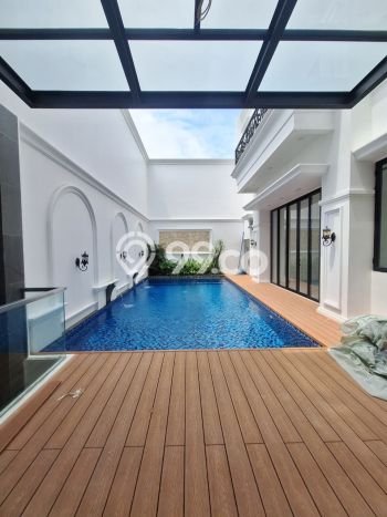 Dijual Rumah Premium dengan Fasilitas Sekitar Komplit di Tebet, Jakarta Selatan Dijual Rumah Premium dengan Fasilitas Sekitar Komplit di Tebet, Jakarta Selatan