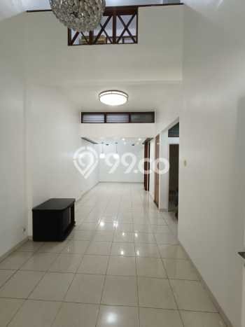 For Sale Hunian Rumah Terawat 3 KT di Raffles Hills, Jakarta Timur For Sale Hunian Rumah Terawat 3 KT di Raffles Hills, Jakarta Timur