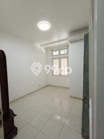 For Sale Hunian Rumah Terawat 3 KT di Raffles Hills, Jakarta Timur For Sale Hunian Rumah Terawat 3 KT di Raffles Hills, Jakarta Timur