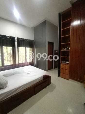 Dijual Rumah Luas Elegan Dengan View Cantik di Jatiwaringin, Bekasi Dijual Rumah Luas Elegan Dengan View Cantik di Jatiwaringin, Bekasi