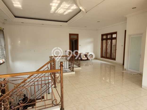 Rumah Elit Modern Tanpa Renovasi di Jatikarya Bekasi Rumah Elit Modern Tanpa Renovasi di Jatikarya Bekasi