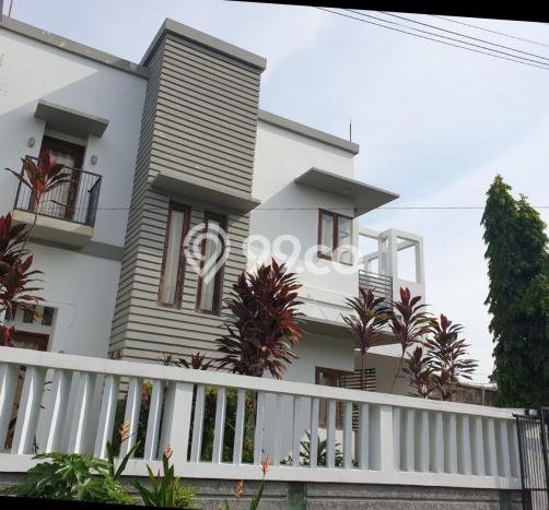 Dijual Rumah Strategis Bagus Punya 4 KT di Cimanggis Depok SHM Dijual Rumah Strategis Bagus Punya 4 KT di Cimanggis Depok SHM