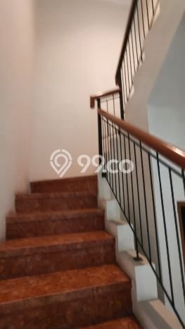 Rumah Minimalis 2 KT di Raffles Hills Jakarta Timur Rumah Minimalis 2 KT di Raffles Hills Jakarta Timur