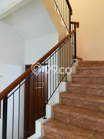 Dijual Rumah 3 Kamar Lokasi Strategis Bagus dan Strategis di Tapos Dijual Rumah 3 Kamar Lokasi Strategis Bagus dan Strategis di Tapos