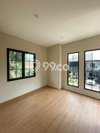 Dijual Rumah Luas Elegan Dengan View Cantik di Legenda Wisata, Bogor Dijual Rumah Luas Elegan Dengan View Cantik di Legenda Wisata, Bogor