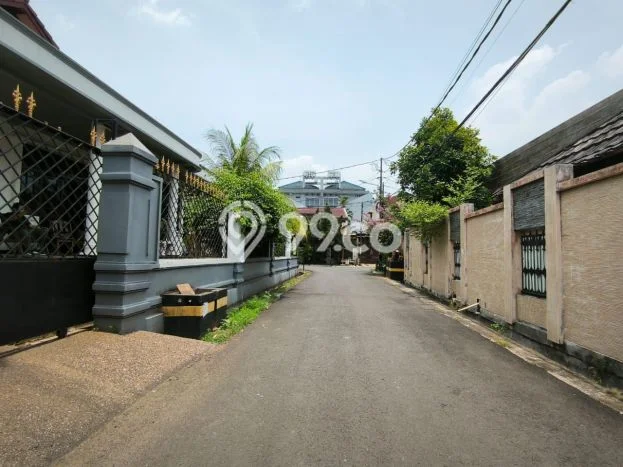 Rumah Mewah LB 220m2 Siap Huni Desain Elegan di Cipinang, Jakarta Timur Rumah Mewah LB 220m2 Siap Huni Desain Elegan di Cipinang, Jakarta Timur