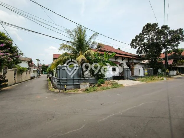 Rumah Mewah LB 220m2 Siap Huni Desain Elegan di Cipinang, Jakarta Timur Rumah Mewah LB 220m2 Siap Huni Desain Elegan di Cipinang, Jakarta Timur