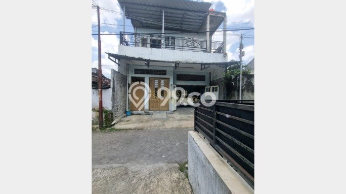 Dijual Kost di Kawasan Banguntapan, Bantul, Spesifikasi 10 KT, 3 KM, 250m2 Dijual Kost di Kawasan Banguntapan, Bantul, Spesifikasi 10 KT, 3 KM, 250m2