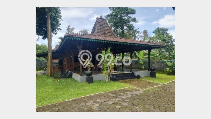 Vila Potensial Kawasan Turi, Luas 1019m2m², Lingkungan Nyaman Vila Potensial Kawasan Turi, Luas 1019m2m², Lingkungan Nyaman