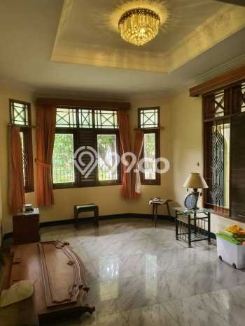Hunian Mewah Dijual LT 278m2 di Ciracas, Jakarta Timur Hunian Mewah Dijual LT 278m2 di Ciracas, Jakarta Timur
