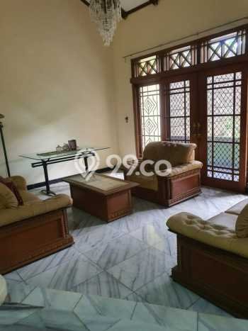 Hunian Mewah Dijual LT 278m2 di Ciracas, Jakarta Timur Hunian Mewah Dijual LT 278m2 di Ciracas, Jakarta Timur