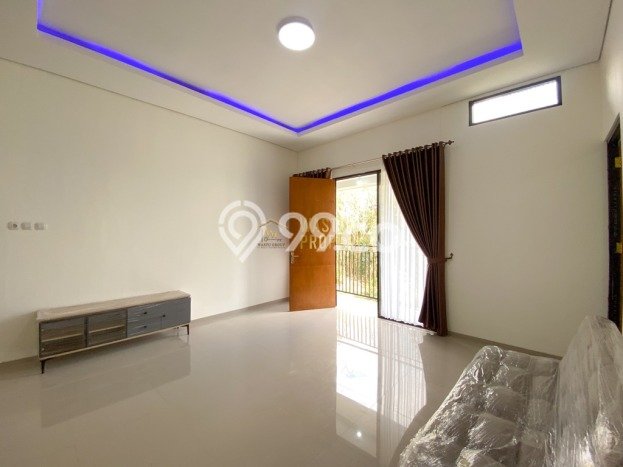 Dijual Cepat Rumah Bagus Siap Huni LB 180m2 di Ngaglik, Sleman Dijual Cepat Rumah Bagus Siap Huni LB 180m2 di Ngaglik, Sleman