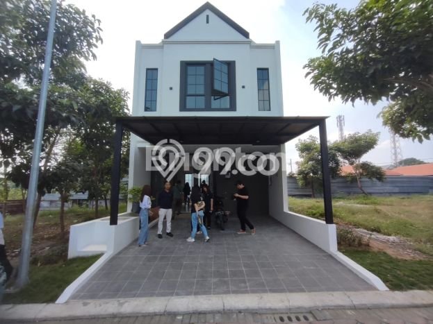 Rumah Lingkungan Asri di Citraland, Surabaya, LT 102m2m² LB 119m2m² Rumah Lingkungan Asri di Citraland, Surabaya, LT 102m2m² LB 119m2m²