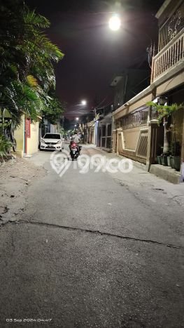 Jual Rumah Eksklusif 3 KT di Manukan, Surabaya Jual Rumah Eksklusif 3 KT di Manukan, Surabaya