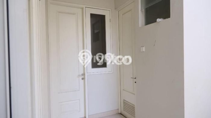 Rumah Elit Modern Siap Huni di Buntaran Surabaya Rumah Elit Modern Siap Huni di Buntaran Surabaya