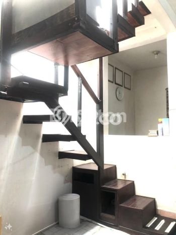 For Sale Hunian Rumah Terawat 3 Kamar di Dukuh Kupang, Surabaya For Sale Hunian Rumah Terawat 3 Kamar di Dukuh Kupang, Surabaya