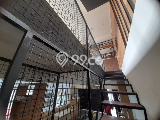 Dijual! Ruko di Cicadas Bandung LT 100m2 / LB 180m2 Kawasan Strategis Dijual! Ruko di Cicadas Bandung LT 100m2 / LB 180m2 Kawasan Strategis