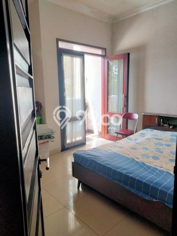 For Sale! Luxury House LT 200m2 Desain Modern di Turangga For Sale! Luxury House LT 200m2 Desain Modern di Turangga