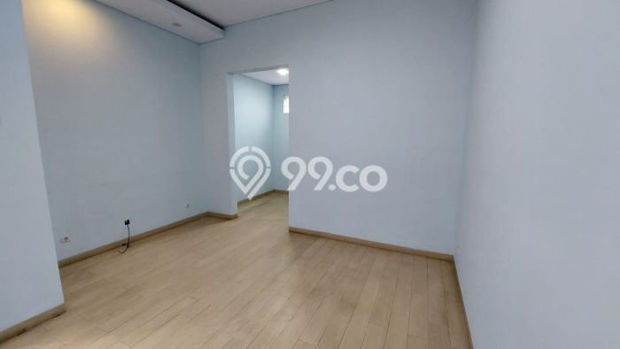Rumah di Riau, Akses ke Fasilitas, 4 KT, Luas 240m² LB 270m² Rumah di Riau, Akses ke Fasilitas, 4 KT, Luas 240m² LB 270m²