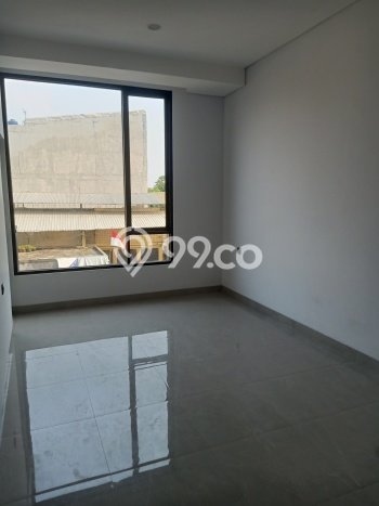 Jual Rumah Luas Elegan Dengan View Eksklusif di Duri Kepa, Jakarta Barat Jual Rumah Luas Elegan Dengan View Eksklusif di Duri Kepa, Jakarta Barat