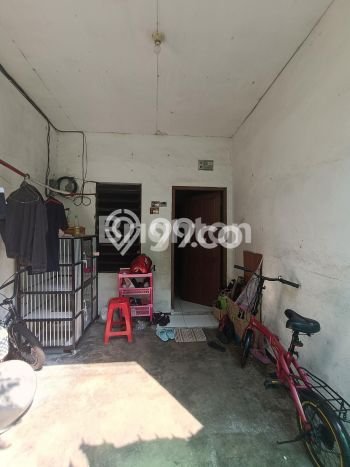 Unit Komersial Dijual di Jakarta Utara LT 84m2 & LB 150m2 Unit Komersial Dijual di Jakarta Utara LT 84m2 & LB 150m2