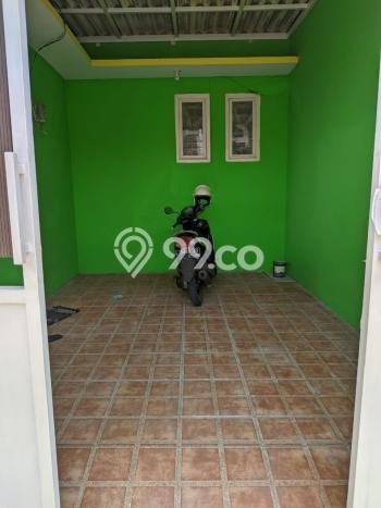 Rumah Strategis Semolowaru, Surabaya, Luas 75m2m² Bangunan 140m2m² Rumah Strategis Semolowaru, Surabaya, Luas 75m2m² Bangunan 140m2m²
