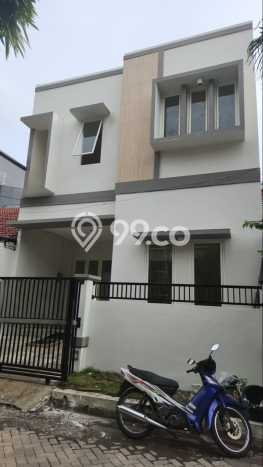 Dijual Rumah Modern 3 KT di Pakuwon City, Surabaya Dijual Rumah Modern 3 KT di Pakuwon City, Surabaya