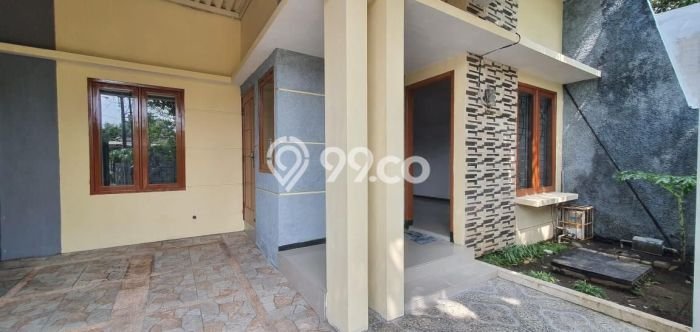 Dijual Rumah 3 Kamar Lokasi Strategis Nyaman dan Strategis di Rungkut Dijual Rumah 3 Kamar Lokasi Strategis Nyaman dan Strategis di Rungkut