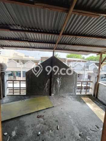 Unit Ruko Dijual di Surabaya LT 67m2 & LB 200m2 Unit Ruko Dijual di Surabaya LT 67m2 & LB 200m2