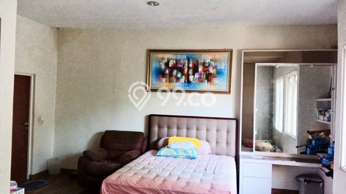 JUAL CEPAT! Rumah Ready Stock Lokasi Premium , Luas 180m2m² Bangunan 110m2m² JUAL CEPAT! Rumah Ready Stock Lokasi Premium , Luas 180m2m² Bangunan 110m2m²