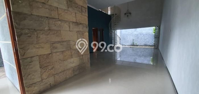 Dijual Rumah 3 Kamar Lokasi Strategis Nyaman dan Strategis di Rungkut Dijual Rumah 3 Kamar Lokasi Strategis Nyaman dan Strategis di Rungkut
