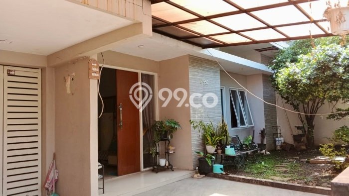 JUAL CEPAT! Rumah Ready Stock Lokasi Premium , Luas 180m2m² Bangunan 110m2m² JUAL CEPAT! Rumah Ready Stock Lokasi Premium , Luas 180m2m² Bangunan 110m2m²