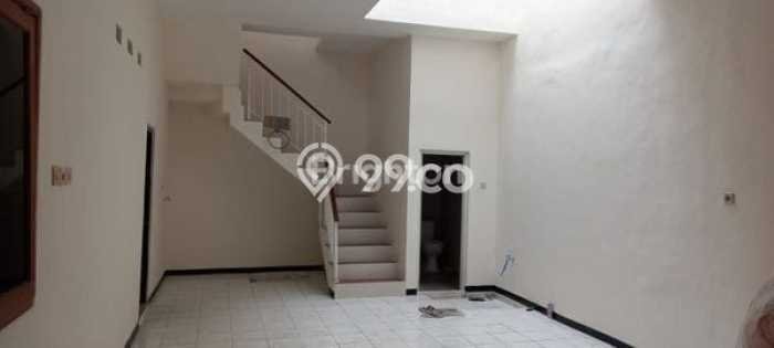 Dijual Rumah 3 Kamar Lokasi Strategis Nyaman dan Strategis di Rungkut Dijual Rumah 3 Kamar Lokasi Strategis Nyaman dan Strategis di Rungkut