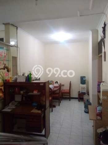 Jual Rumah Minimalis Bagus Punya 5 KT di Mulyorejo Surabaya SHM Jual Rumah Minimalis Bagus Punya 5 KT di Mulyorejo Surabaya SHM