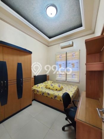Rumah Impian dengan 3 Kamar Tidur di Lingkungan Asri Sukolilo, Surabaya Rumah Impian dengan 3 Kamar Tidur di Lingkungan Asri Sukolilo, Surabaya