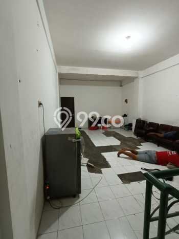 Unit Ruko Dijual di Surabaya LT 67m2 & LB 200m2 Unit Ruko Dijual di Surabaya LT 67m2 & LB 200m2