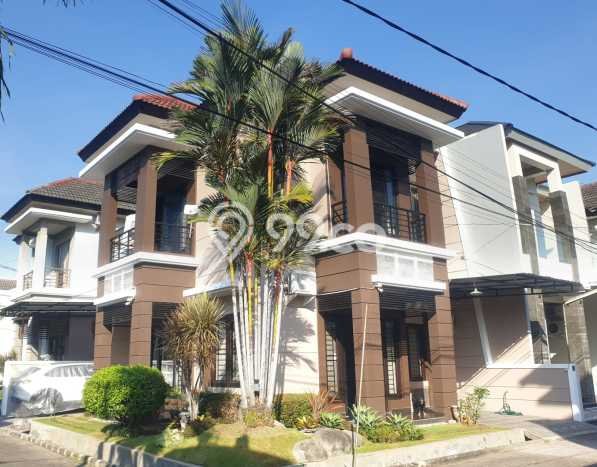 Dijual Rumah Modern 3 KT di Manyar, Surabaya Dijual Rumah Modern 3 KT di Manyar, Surabaya