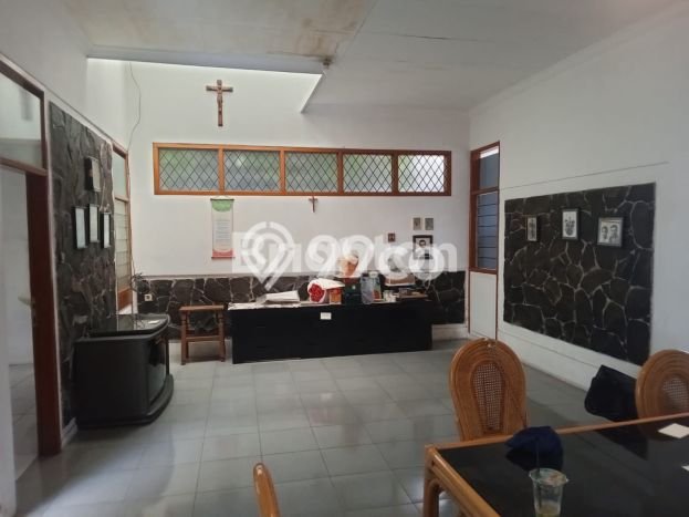 Dijual Rumah Mewah Megah Dengan View Eksklusif di Setra Duta, Bandung Dijual Rumah Mewah Megah Dengan View Eksklusif di Setra Duta, Bandung