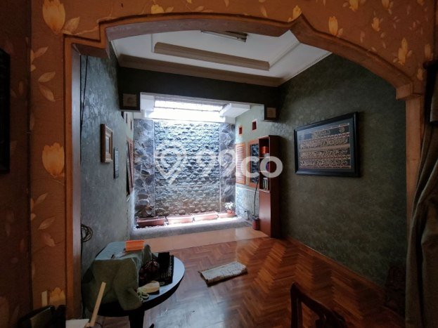For Sale! Luxury House LT 400m2 Desain Modern di Turangga For Sale! Luxury House LT 400m2 Desain Modern di Turangga
