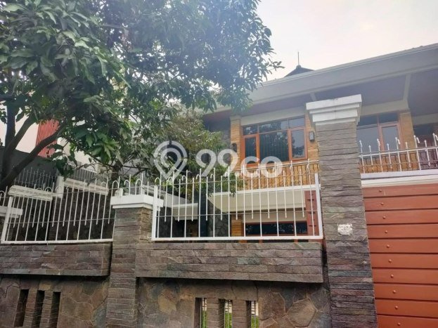 Dijual Rumah Mewah Megah Dengan View Cantik di Bandung Kota, Bandung Dijual Rumah Mewah Megah Dengan View Cantik di Bandung Kota, Bandung