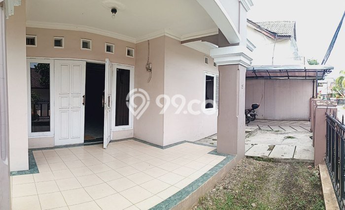 Rumah Mewah LB 450m2 Siap Pakai Desain Elegan di Turangga, Bandung Rumah Mewah LB 450m2 Siap Pakai Desain Elegan di Turangga, Bandung