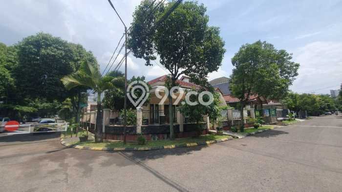 Hunian Mewah Dijual LT 392m2 di Batununggal, Bandung Hunian Mewah Dijual LT 392m2 di Batununggal, Bandung